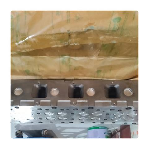 TAD1241VE 发动机 缸盖 22012779 D12 发动机 缸盖 21086450
